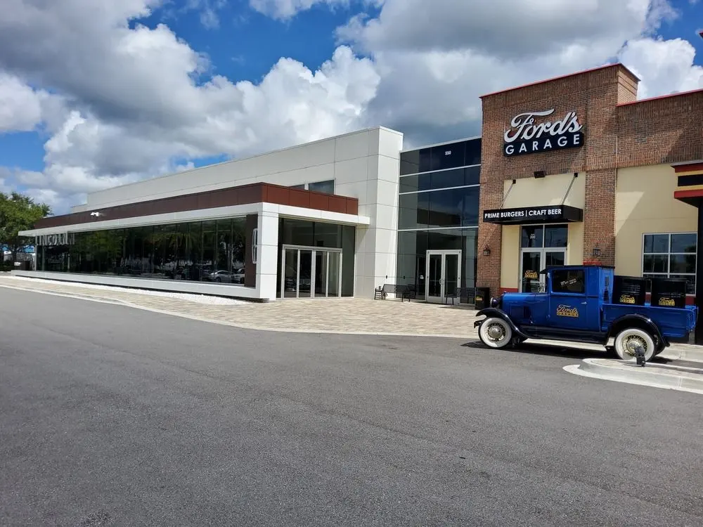 Restaurant with large glass storefronts